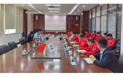水發集團黨委委員、副總經理王東凱一行到鄂爾多斯水發燃氣公司開展基層黨建聯系點調研并講授黨課