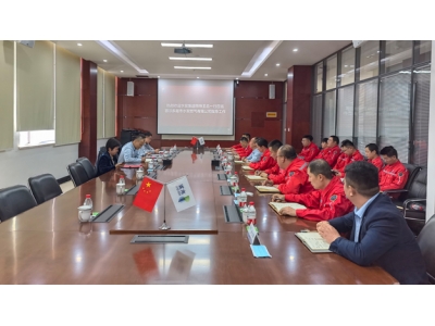 水發集團黨委委員、副總經理王東凱一行到鄂爾多斯水發燃氣公司開展基層黨建聯系點調研并講授黨課